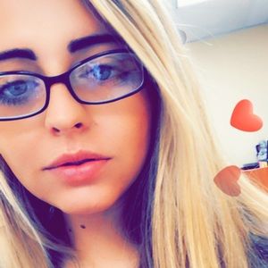 Meet your Posher, Gabrielle